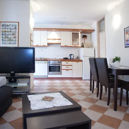 Ideal Location Apartment
